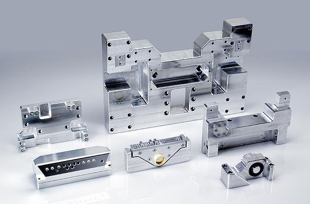 ASP Automation bietet CNC-Bearbeitung und CNC-Fräsen an.